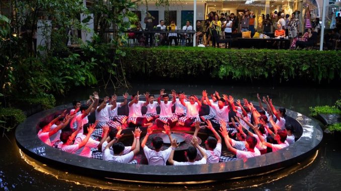 Ubud Folk 1