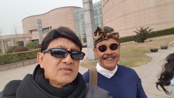 Putu Suasta (kiri) bersama Agung Rai di masa Muda - IST