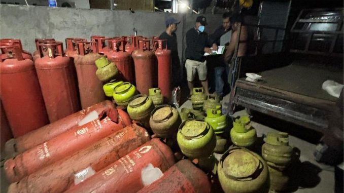 Ilustrasi - Pengungkapan pengoplosan LPG 3 Kg di Denpasar, Bali - IST