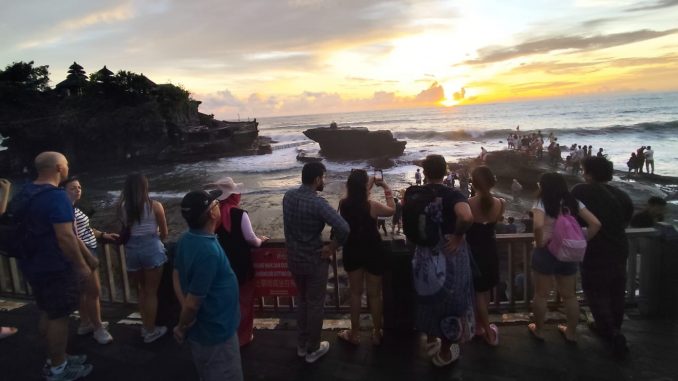 sunset di canggu