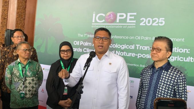 Wakil Menteri Pertanian, Sudaryono usai membuka International Conference on Oil Palm and the Environment (ICOPE) 2025 pada Rabu ( 12/2/2025) Bali Beach Convention Sanur, Bali - IST