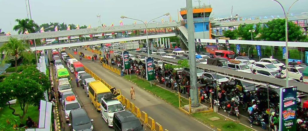 Ilustrasi - arus liburan di Pelabuhan Gilimanuk Bali - IST