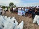 Kegiatan bersih-bersih Canggu Beach Clean Up pantai melibatkan ratusan peserta dari berbagai kalangan, termasuk perusahaan, sekolah, aparat desa serta masyarakat umum di sekitar Desa Tibubeneng., Canggu