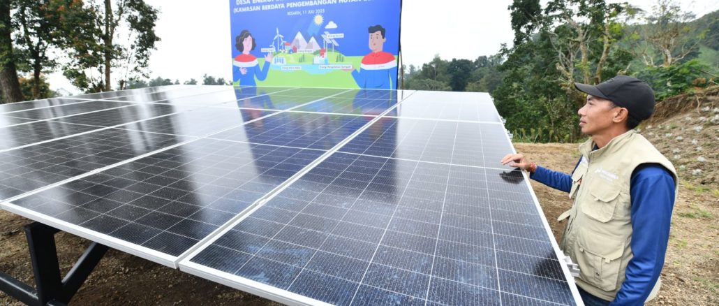 PLTS di Besakih yang menjadi bagian program Desa energi Berdikari - IST
