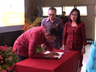 Bupati Buleleng saat pengesahan kepengurusan Forum Tanggung Jawab Sosial dan Lingkungan Perusahaan (TJSLP) Kabupaten Buleleng periode 2025-2029 dalam sebuah acara di Singaraja, Selasa (22/7).- IST
