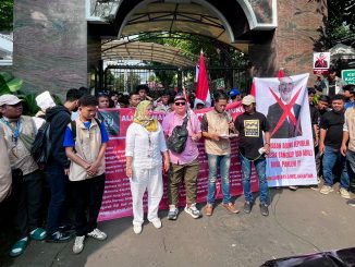 Aksi unjuk rasa di Kejaksaan Agung - IST