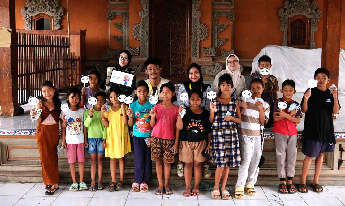 Kegiatan Sosialisasi Pola Hidup Bersih dan Sehat (PHBS) KKN UGM di Karangasem, Bali - IST