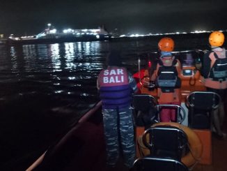 Pencarian korban kapal tenggelam di perairan selat Bali - IST