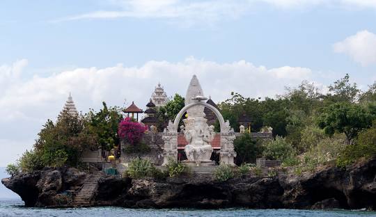 aktivitas di pulau menjangan bali utara buleleng yang wajib dikunjungi saat liburan ke bali