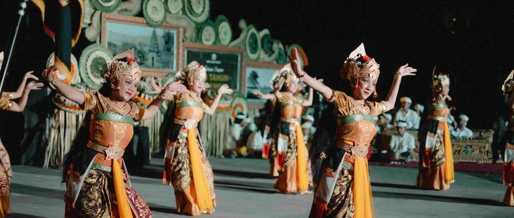 Salah-satu tarian istimewa dalam pembukaan rangkain peringatan 100 Tahun Rarud Desa Adat Batur, Sabtu, 5 Juli 2025- IST
