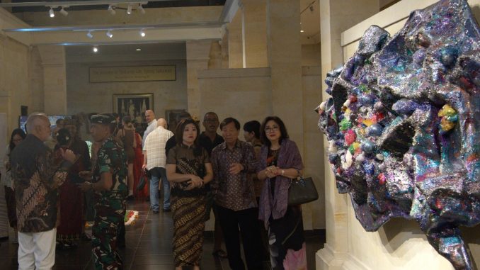 suasana pembukaan pameran di ubud Suasana pembukaan pameran Sherry WInata di Museum Puri Lukisan Ubud - IST