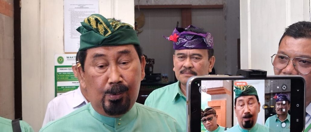 Ida Cokorda Mengwi XIII saat diwawancarai wartawan di PN Denpasar, Bali - IST