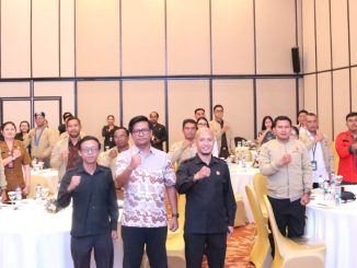 Foto bersama pada Rapat Fasilitasi Pembinaan dan Penguatan Kelembagaan Pada Bawaslu Kabupaten Badung Tahun 2025 yang bertempat di Hotel Aryaduta, Senin (25/8) - IST