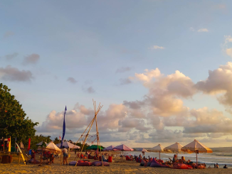 pantai padma adalah rekomendasi pantai dekat kuta