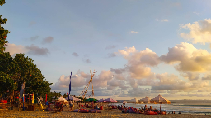 pantai padma adalah rekomendasi pantai dekat kuta