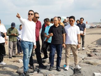 Gubernur Bali Wayan Koster saat sidak di berawa - IST