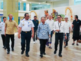 Gubernur Bali Wayan Koster saat meninjau Bandara Ngurah Rai, Bali - IST