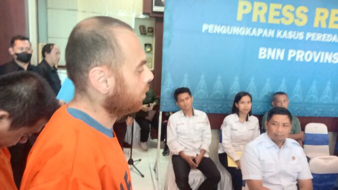 palestina - narkoba WNA Palestina saat jumpa pers di BNNP Bali - IST