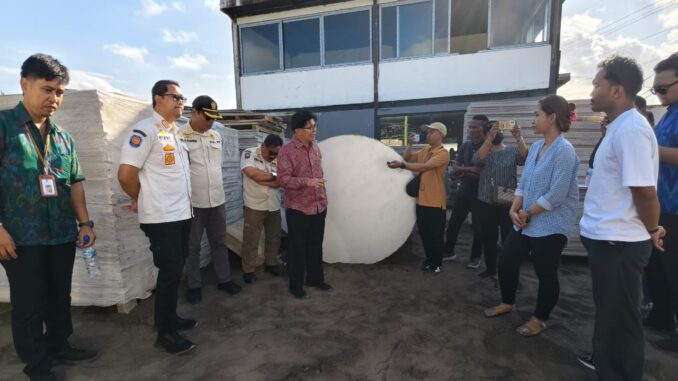 sidak pansus Pansus Tata Ruang, Perizinan, dan Aset Daerah DPRD Provinsi Bali, melakukan inspeksi mendadak di kawasan Tahura Kota Denpasar, Jumat (19/9) - IST