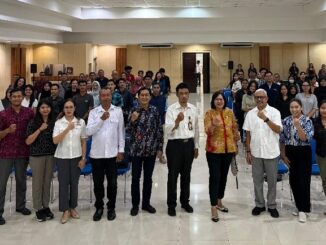 World Tourism Day tahun ini melakukan Foto bersama usai acara sosialisasi pariwisata berkelanjutan - IST