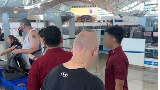 Deportasi WN Turki yang overstay di Bali - IST