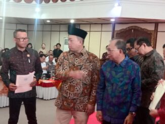 Menteri Nusron saat bertemu Gubernur Koster - IST