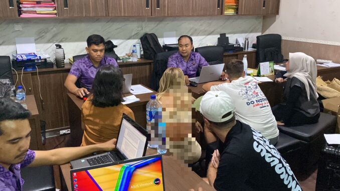 Pemeriksaan Bonnie Blue yang sempat diduga bikin konten porno - IST