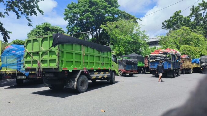 Demo Forum swakelola sampah - IST