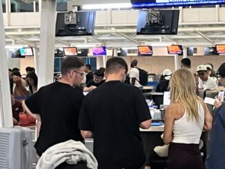 Proses deportasi Bonnie blue di Bandara Ngurah rai, Bali - IST