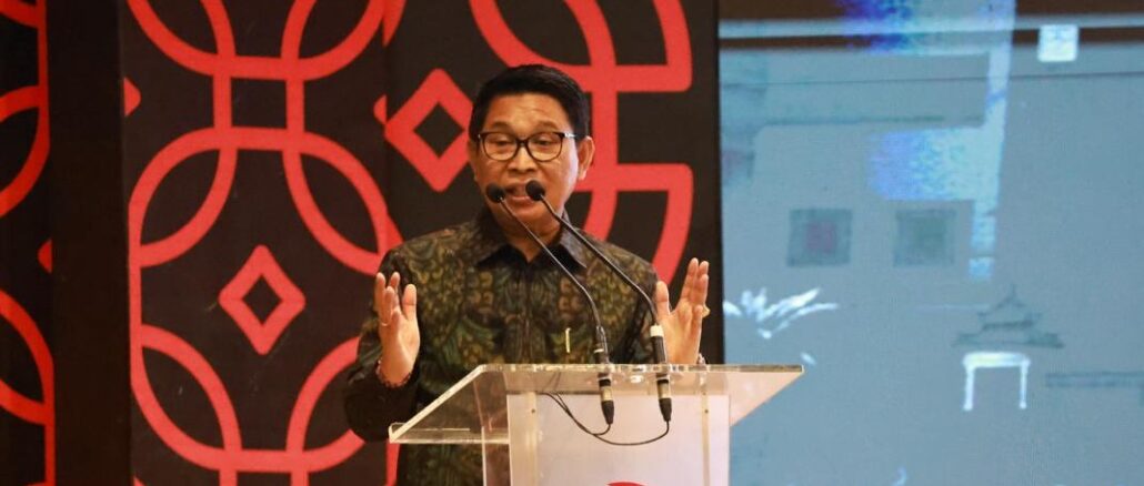 Bupati Adi Arnawa pada Acara Rilis IDSD tahun 2025 digelar di Auditorium Sumitro Djojohadikusumo di Lantai 3 BRIN, Jakarta Pusat, Selasa, (24/2).