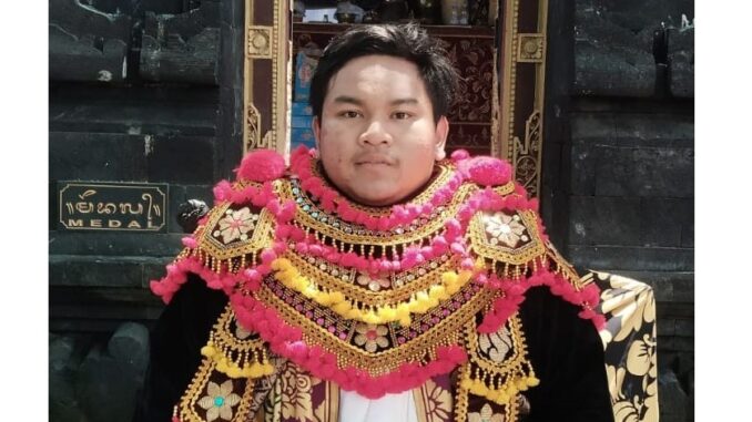 Putu Kevin Nugrahayasa Surya, dalang muda dari SMAN 1 Kuta Selatan. (Foto: Dok. Sukma Uma)