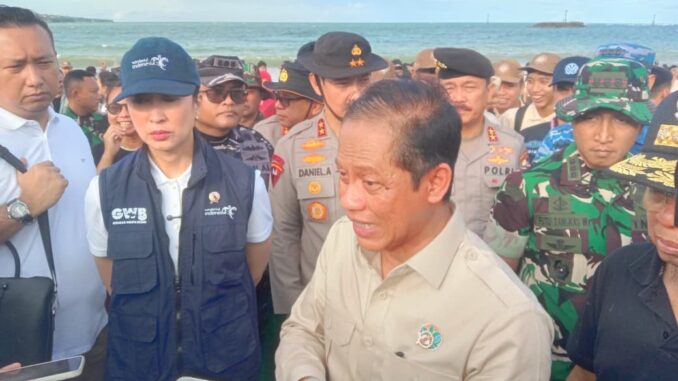 Menteri Lingkungan Hidup dan Menteri Pariwisata - IST