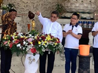 Pemandian Rupang Buddha sebagai simbol penyucian diri - IST
