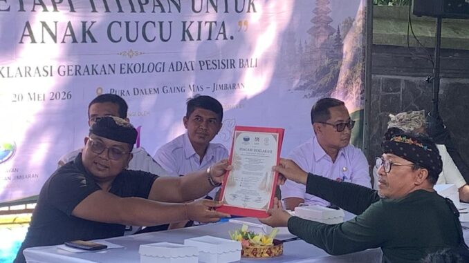 Penandatanganan naskah kerjasama antara Mahardika Institute dengan kelompok nelayan Jimbaran - IST