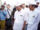 Gubernur Bali Wayan Koster bersama Jero Penyarikan Duuran Batur di sela acara Bakti Pamlaspas Cihna Batur Let _ IST