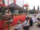 Umat Hindu dari berbagai daerah sembahyang ke pura Ulundanu Batur - IST