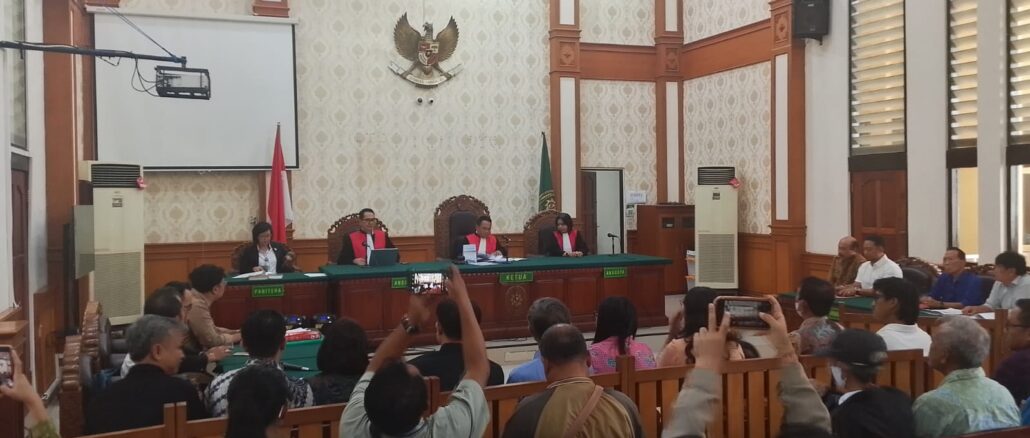 Suasana persidangan Denpasar Banjir - iST