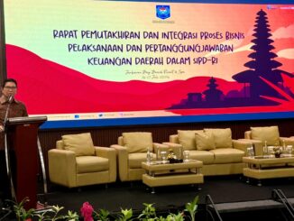 Bupati Wayan Adi Arnawa saat hadiri Rapat Pemutakhiran dan Integrasi Proses Bisnis Pelaksanaan dan Pertanggungjawaban Keuangan Daerah dalam SIPD-RI di Kuta, Kamis (16/7). - IST