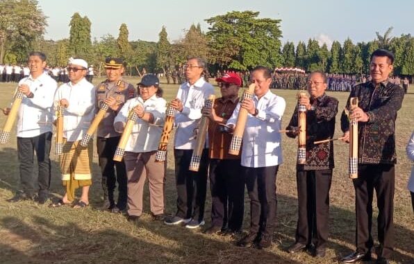 Apel Siaga Pilah Sampah di Lapangan Niti Mandala, Renon, Kota Denpasar, Bali, Selasa (7/7) - IST