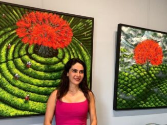 Perupa Turki Halime Türkyılmaz bersama karya yang dipamerkan di Art Xchange Gallery mulai 29 Juli hingga 12 Agustus 2026 - IST