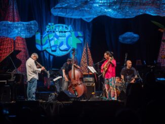 Pong Nakornchai Ensemble mempertemukan drummer Thailand Pong Nakornchai, bassist Indonesia Indra Gupta, dan gitaris Michael Ananda Aartsen dalam komposisi saksofonis Amerika Joe Rosenberg. - IST