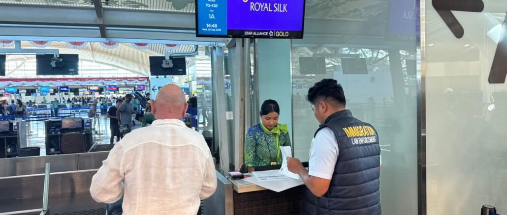 Deportasi WNA Perancis melalui Bandara Ngurah Rai, Bali - IST