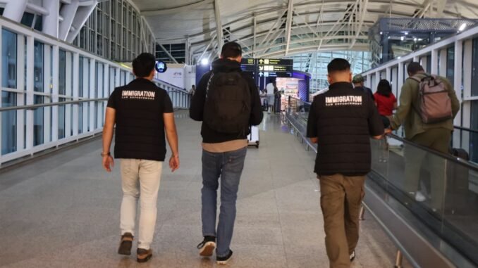 Deportasi WNA Australia dari Bali - IST