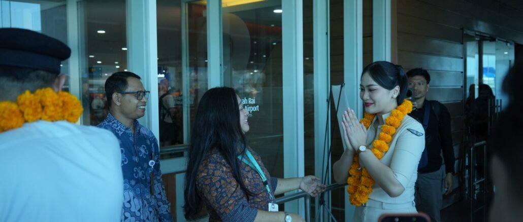 Penyambutan Penerbangan perdana Super Air Jet rute Bandung-Denpasar dilayani dengan nomor penerbangan IU170, tiba di Bandara I Gusti Ngurah Rai Bali - IST