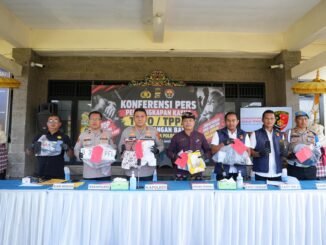 Pengungkapan kasus jual beli bayi yang diselidiki Polres Bangli, Kamis (24/9). (FOTO dari Humas Polres Bangli).