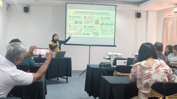 Workshop Jurna;listik Perubahan Iklim di Hotel Puri Ayu Denpasar, Selasa (20/9). - IST