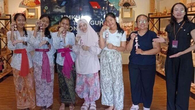 Peserta Pelatihan bertajuk “Membuat Produk Makrame Unik Bernilai Jual”- IST