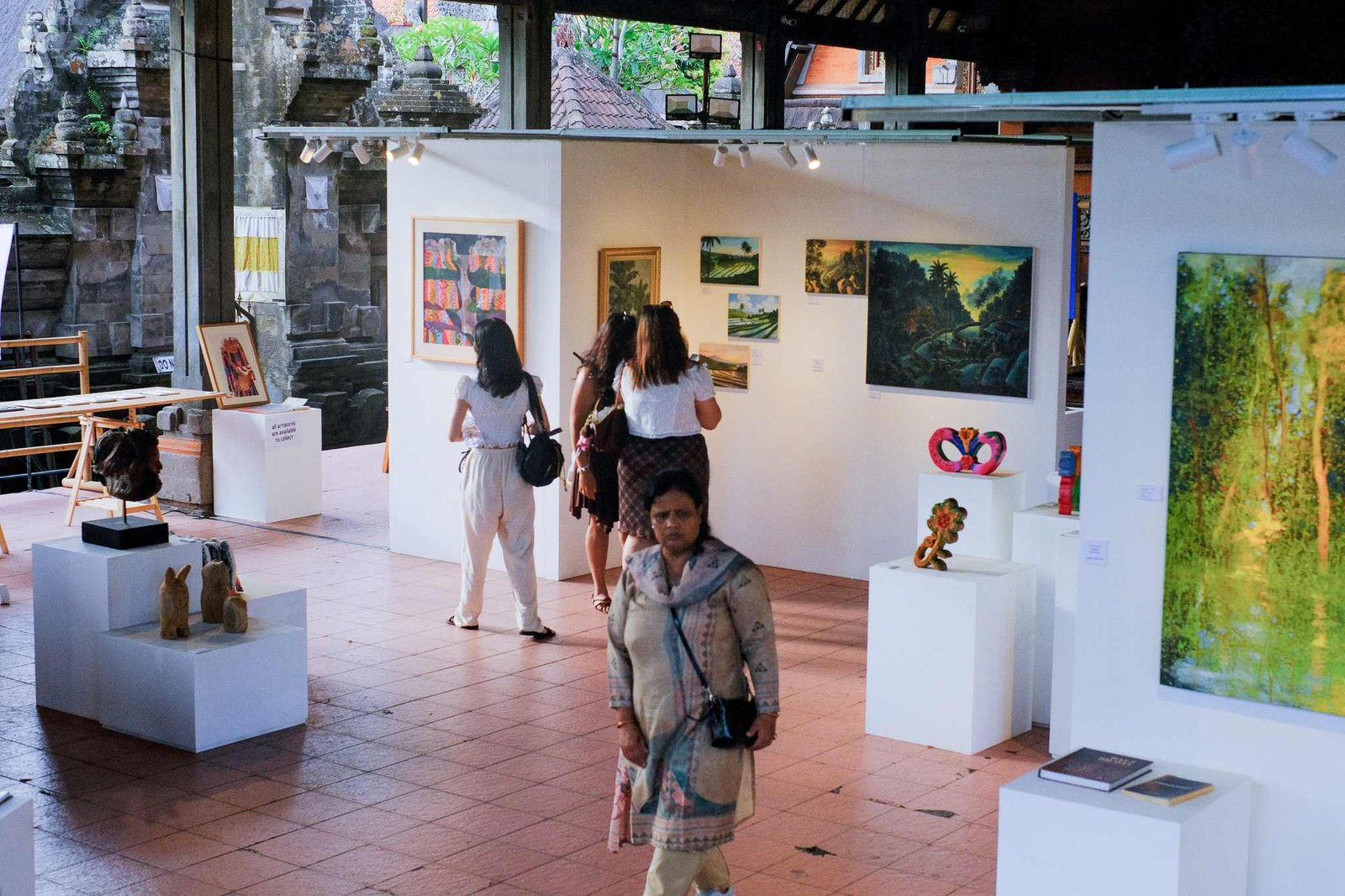 Suasana Ubud Art Collective 2026 - IST