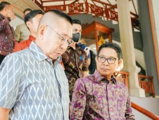 Bupati Badung Wayan Adi Arnawa (kanan) saat menerima Banggar DPR RI - IST