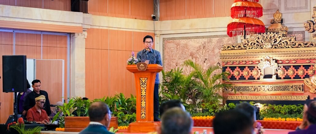 Bupati Wayan Adi Arnawa saat acara The 2nd Indonesia Tourism Marketing Week Conference 2026 di Ballroom Wantilan, Prama Sanur Beach Bali, Denpasar, Sabtu (17/10) - IST